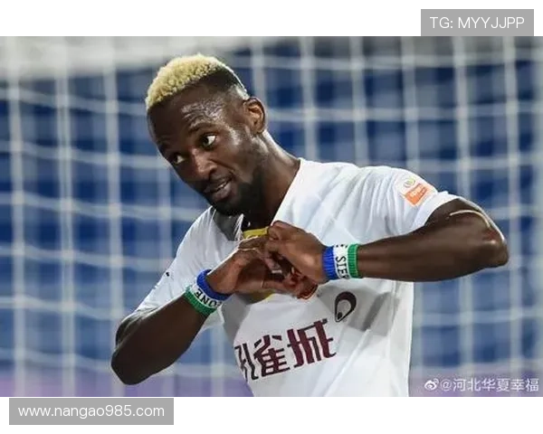 哈兰德欧冠六连发射门靴回归