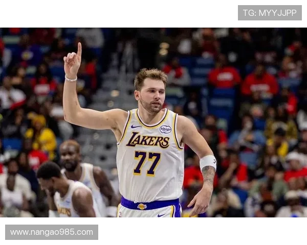 东契奇爆砍51湖人力克公牛